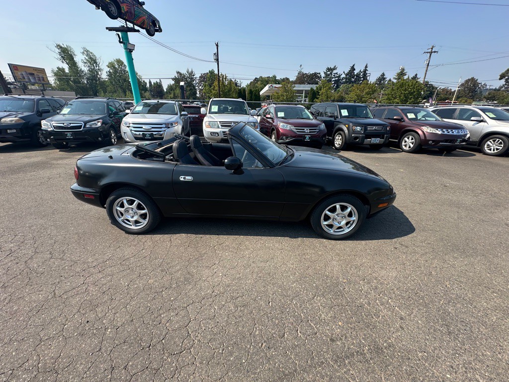 1996 Mazda MX-5 Miata Image 2