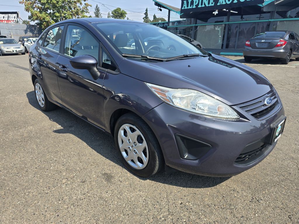2012 Ford Fiesta Image 7