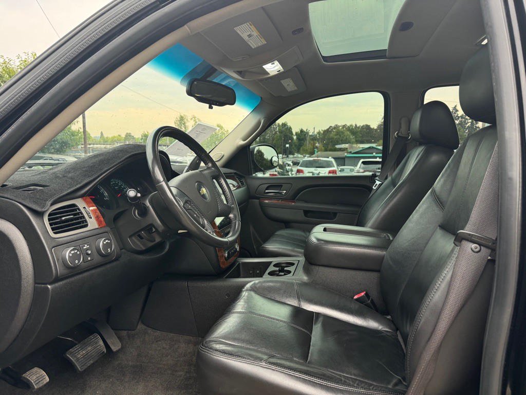 2010 Chevrolet Tahoe Image 7