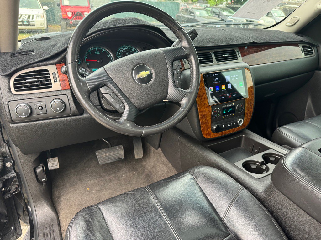 2010 Chevrolet Tahoe Image 10