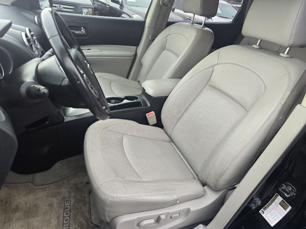 2010 Nissan Rogue Image 9