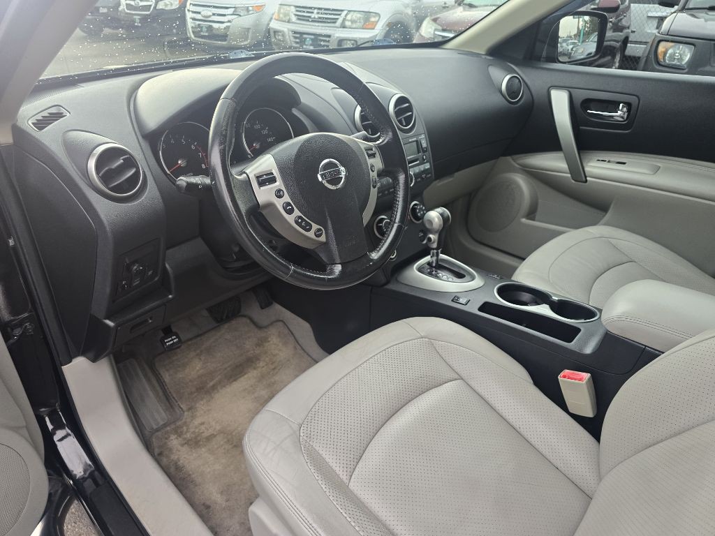 2010 Nissan Rogue Image 11