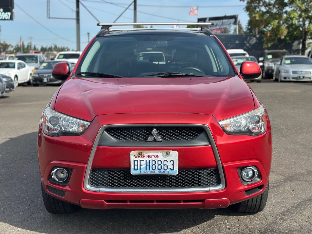2011 Mitsubishi Outlander Image 6