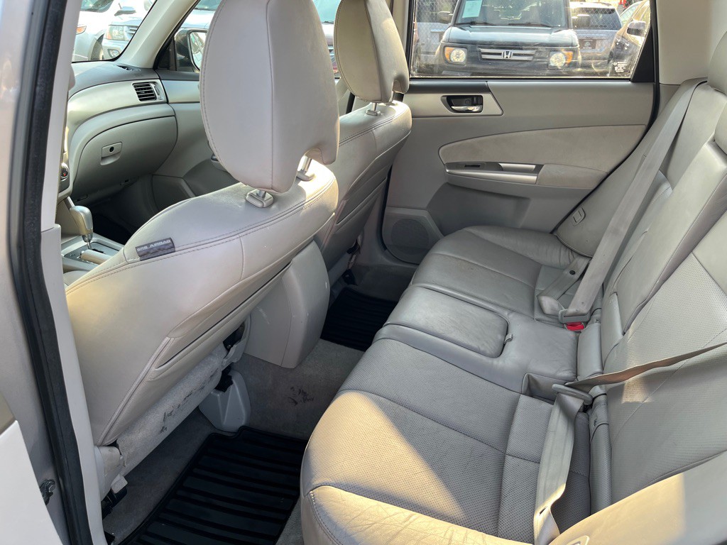 2009 Subaru Forester Image 10