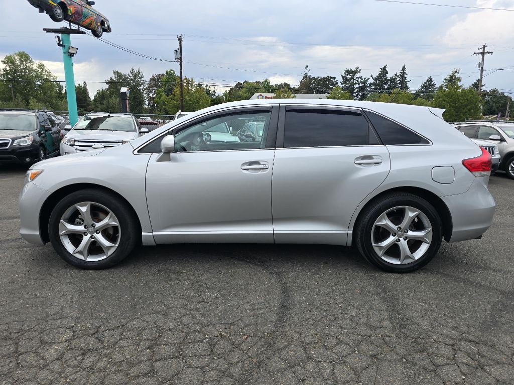 2009 Toyota Venza Image 2