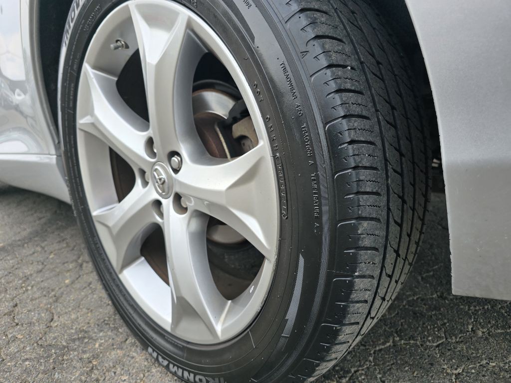 2009 Toyota Venza Image 16