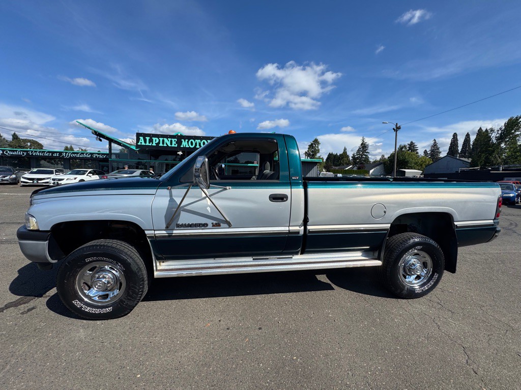 1995 Dodge Ram 2500 Image 2