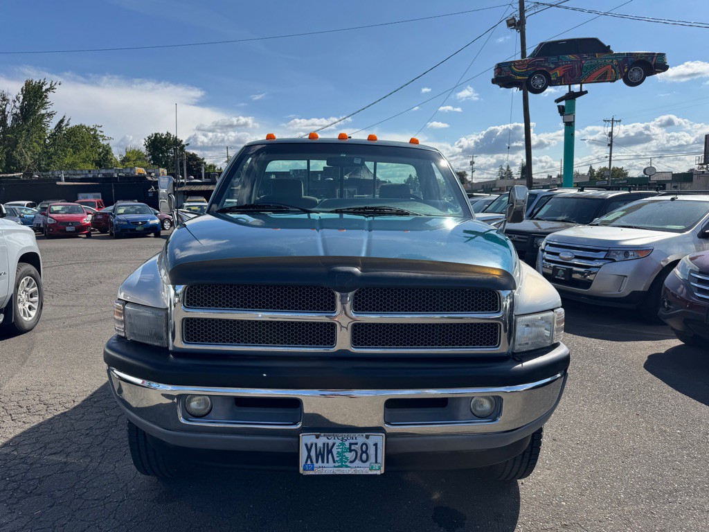1995 Dodge Ram 2500 Image 8