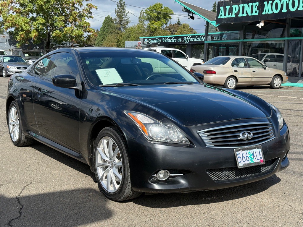 2013 INFINITI G37 Image 2