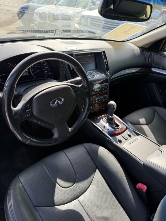 2013 INFINITI G37 Image 7
