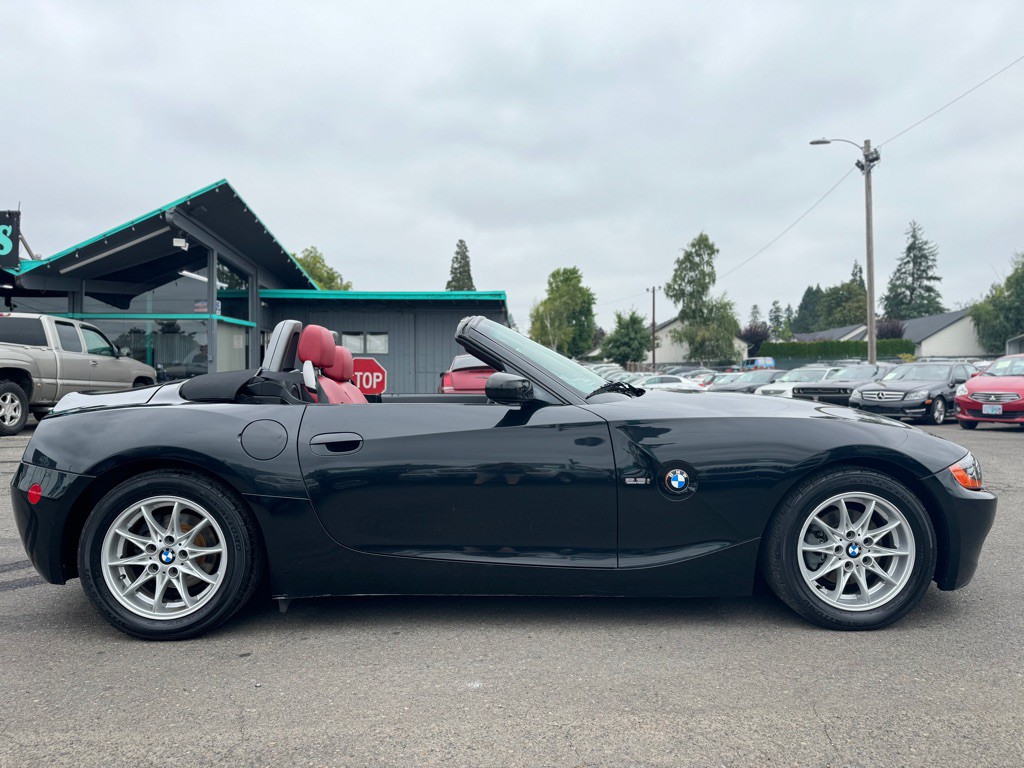 2004 BMW Z4 Image 8