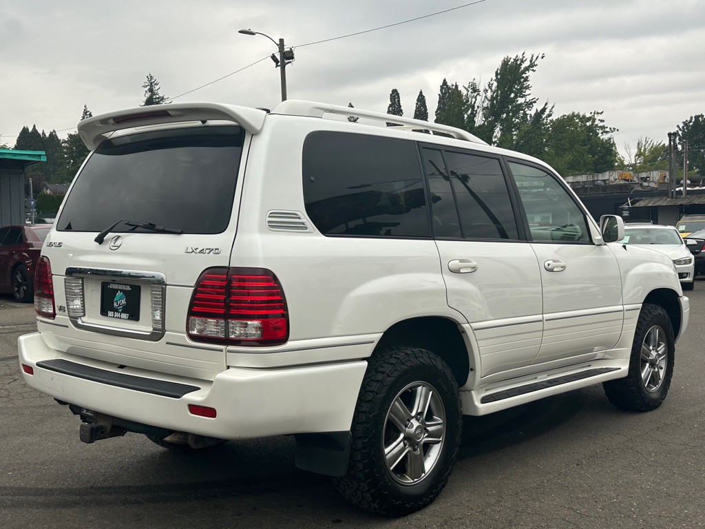 2006 Lexus LX Image 4