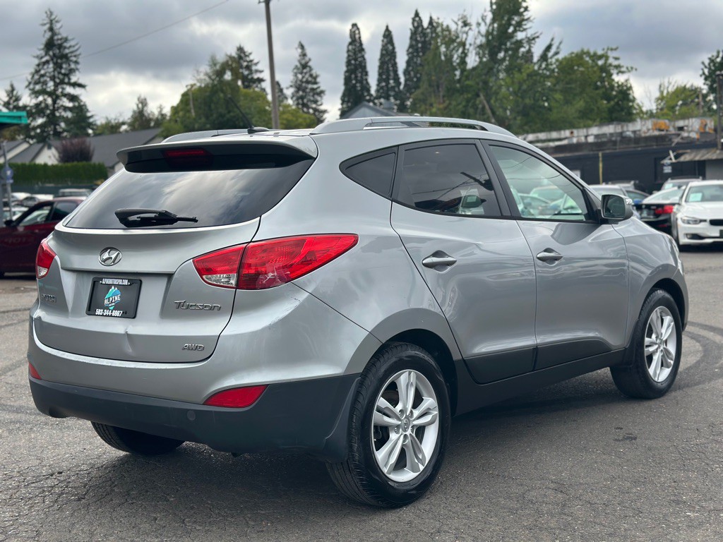 2013 Hyundai Tucson Image 4