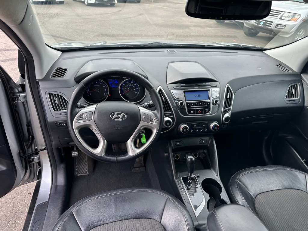 2013 Hyundai Tucson Image 9