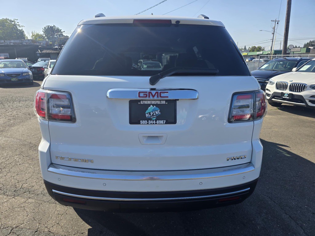 2016 GMC Acadia Image 4