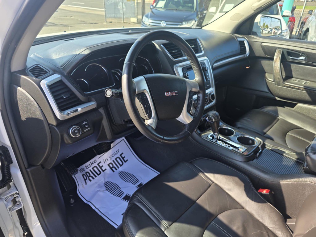 2016 GMC Acadia Image 9