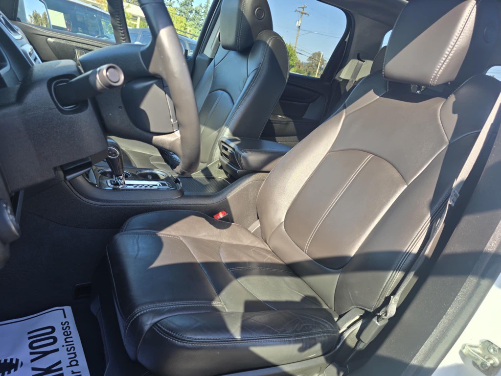 2016 GMC Acadia Image 10