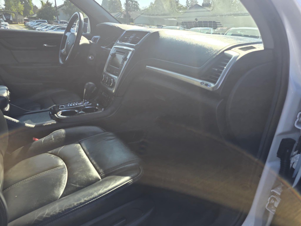 2016 GMC Acadia Image 12