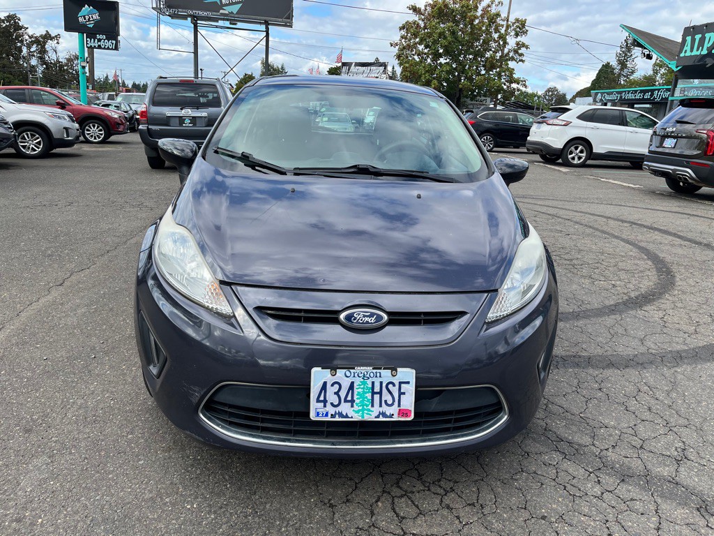 2012 Ford Fiesta Image 8