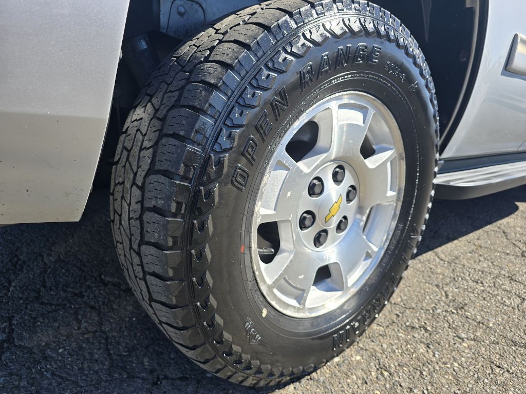2013 Chevrolet Tahoe Image 21