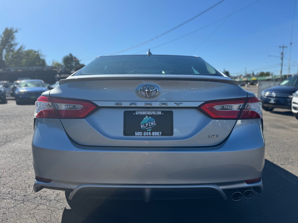 2020 Toyota Camry Image 3