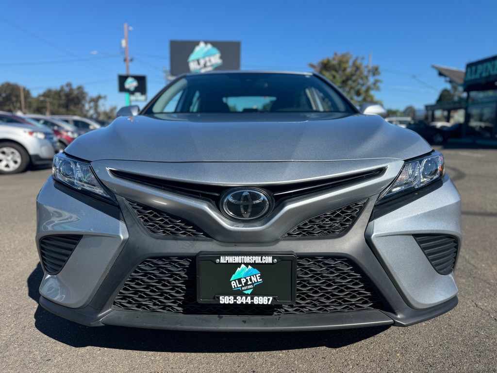 2020 Toyota Camry Image 6