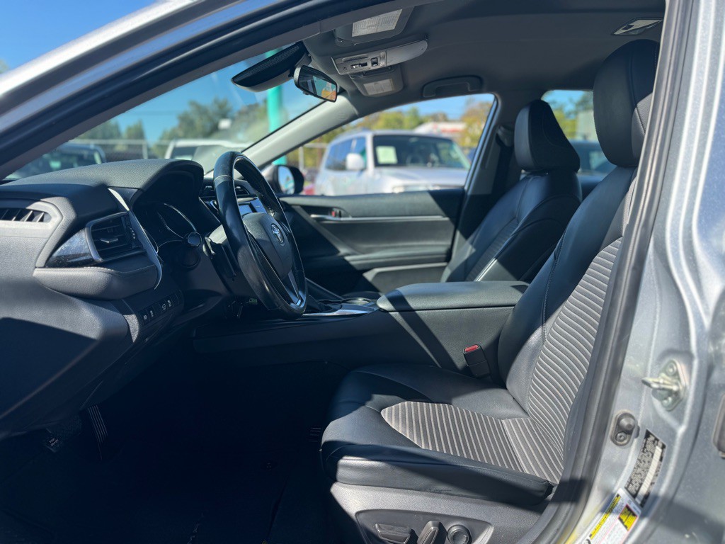 2020 Toyota Camry Image 7