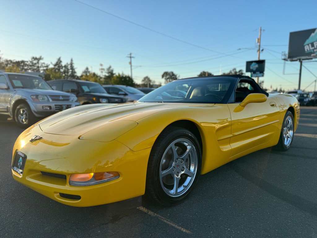 2000 Chevrolet Corvette Image 1