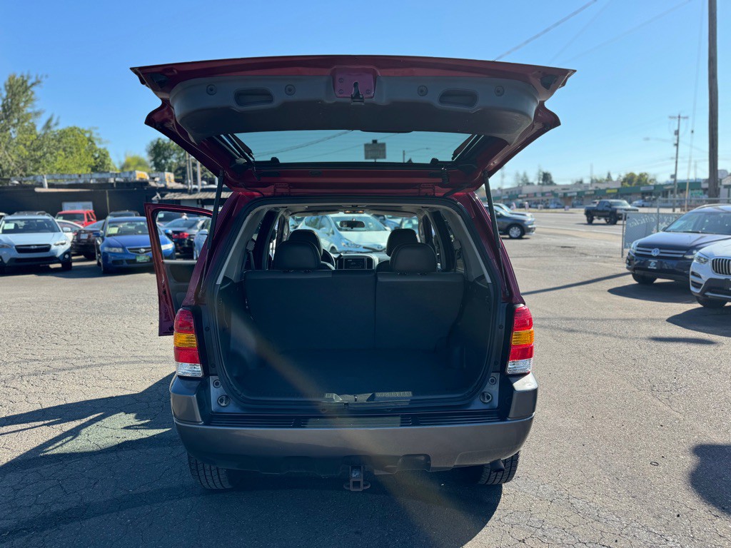 2003 Ford Escape Image 10