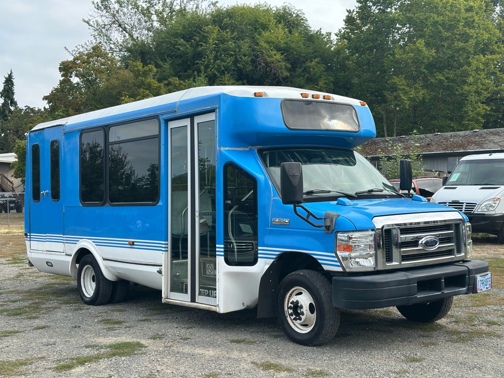 2014 Ford Econoline Image 5