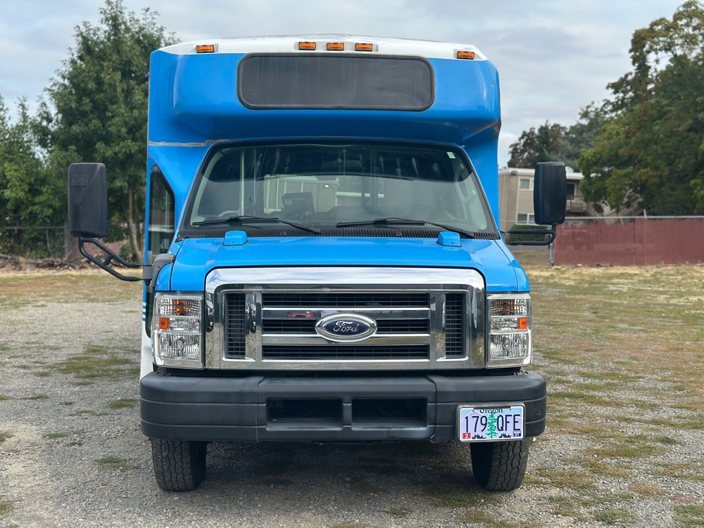 2014 Ford Econoline Image 6