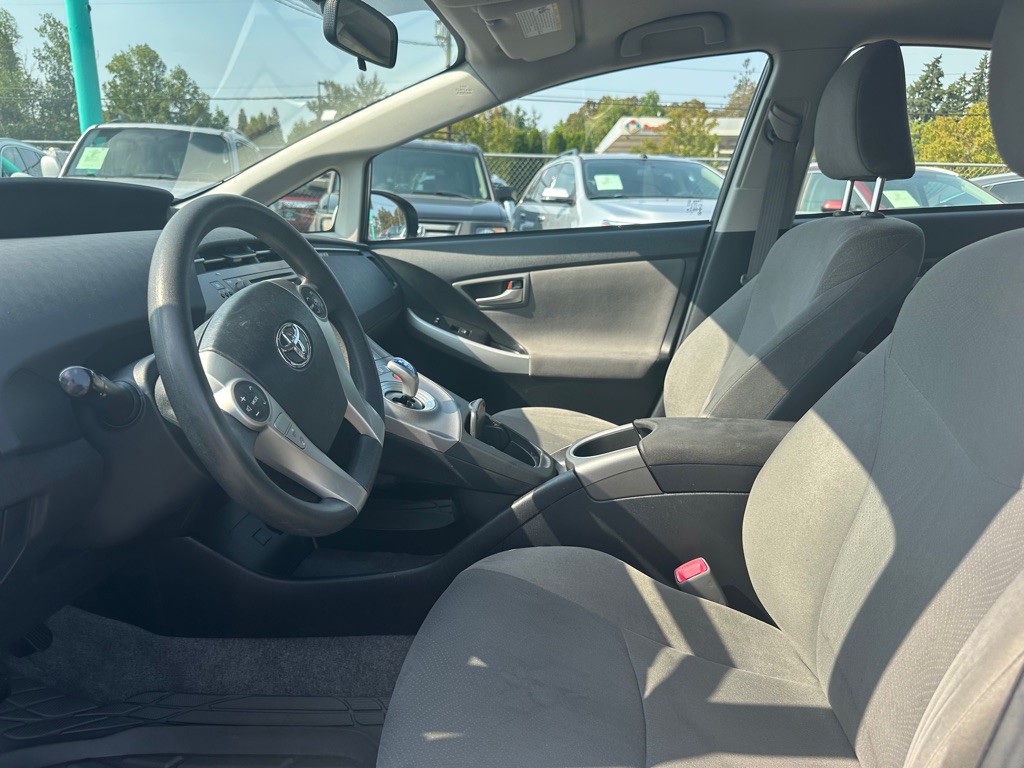 2015 Toyota Prius Image 7