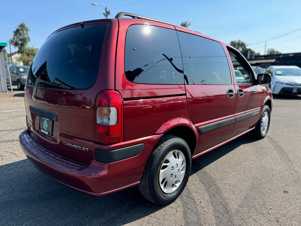 2002 Chevrolet Venture Image 4