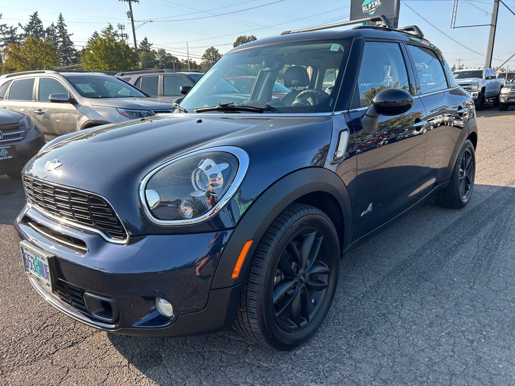 2013 MINI Cooper Image 1