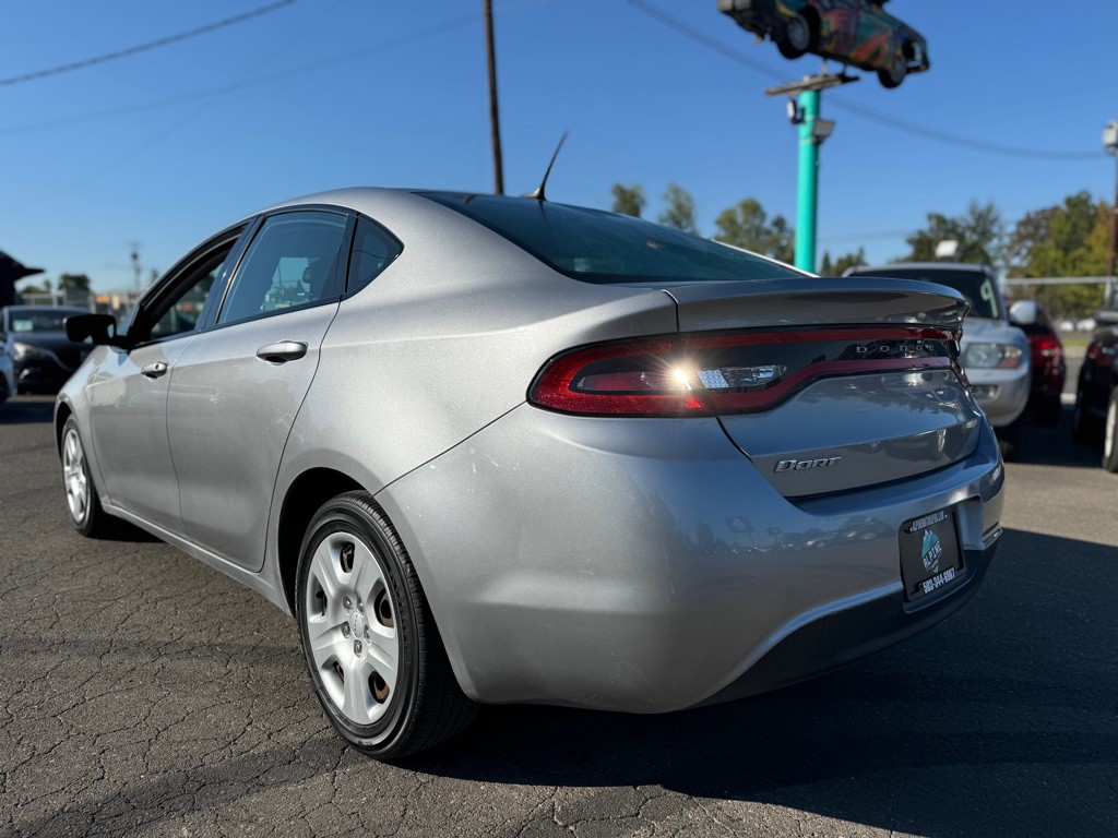 2015 Dodge Dart Image 2