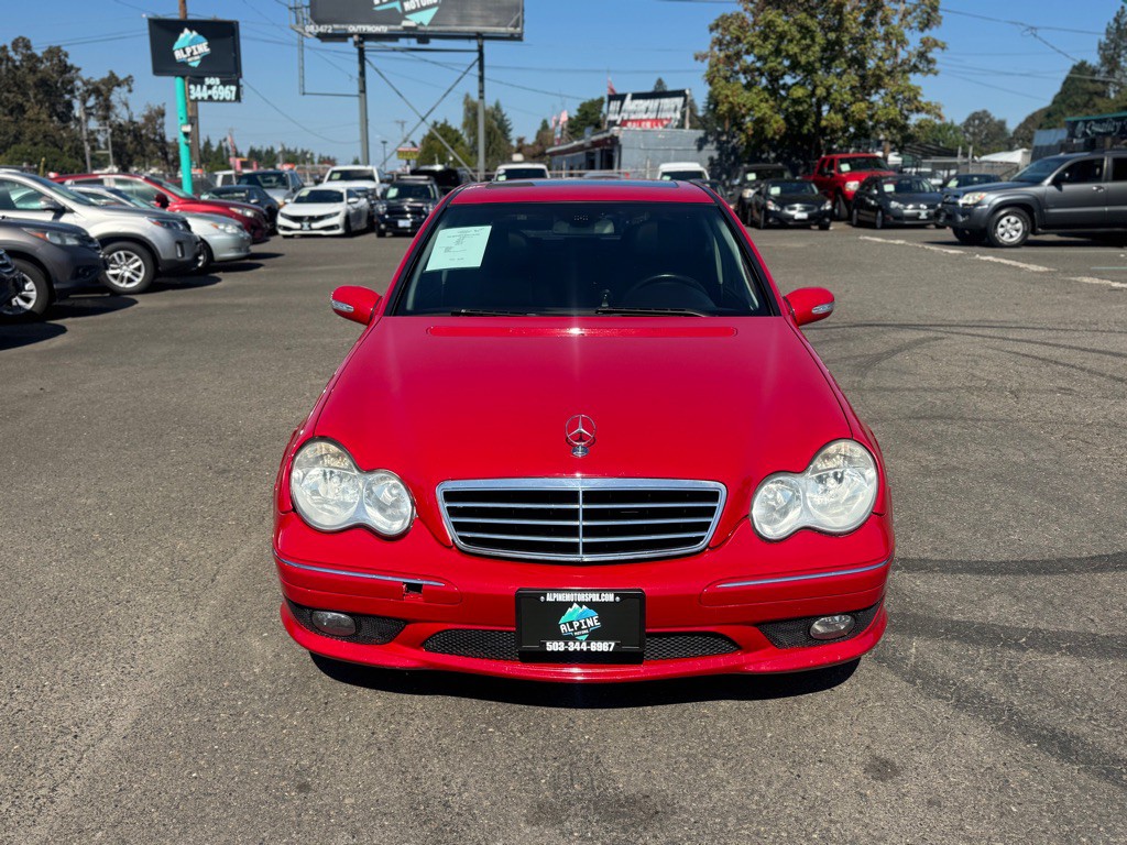 2006 Mercedes-Benz C-Class Image 2