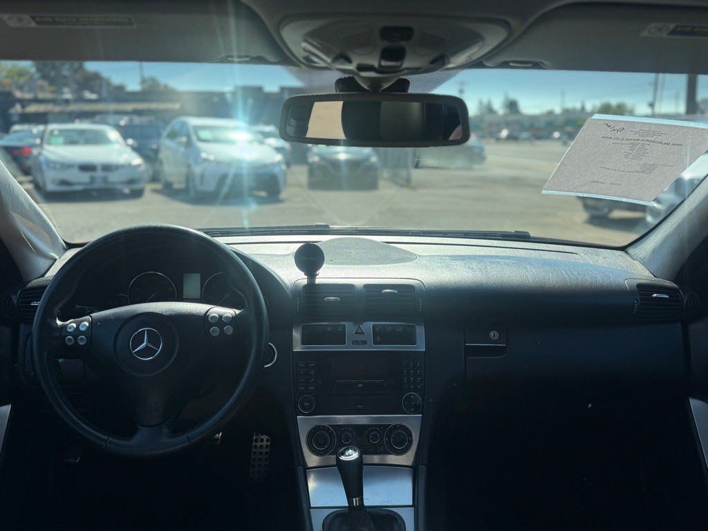 2006 Mercedes-Benz C-Class Image 8