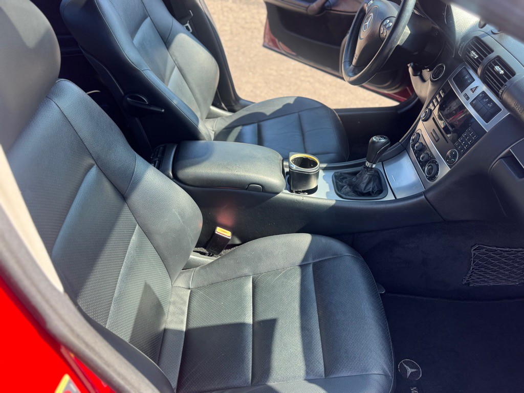 2006 Mercedes-Benz C-Class Image 11