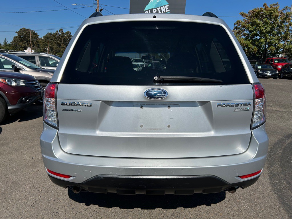 2010 Subaru Forester Image 3