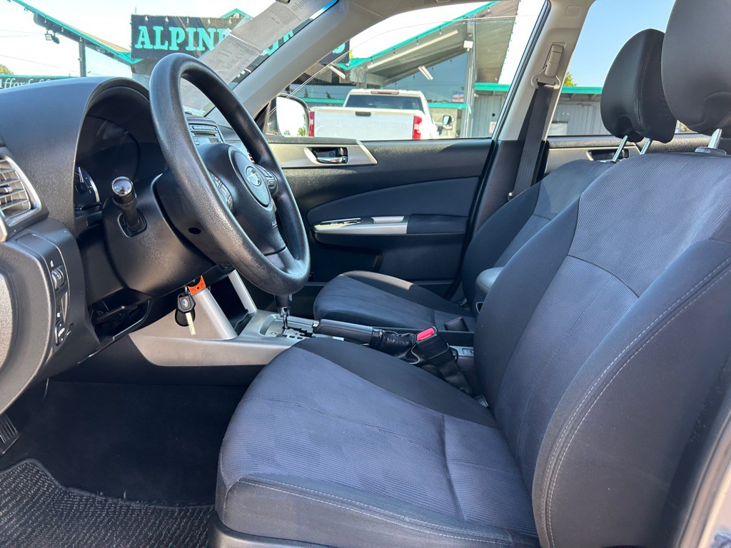 2010 Subaru Forester Image 7