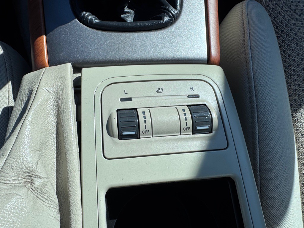 2006 Subaru Legacy Image 21
