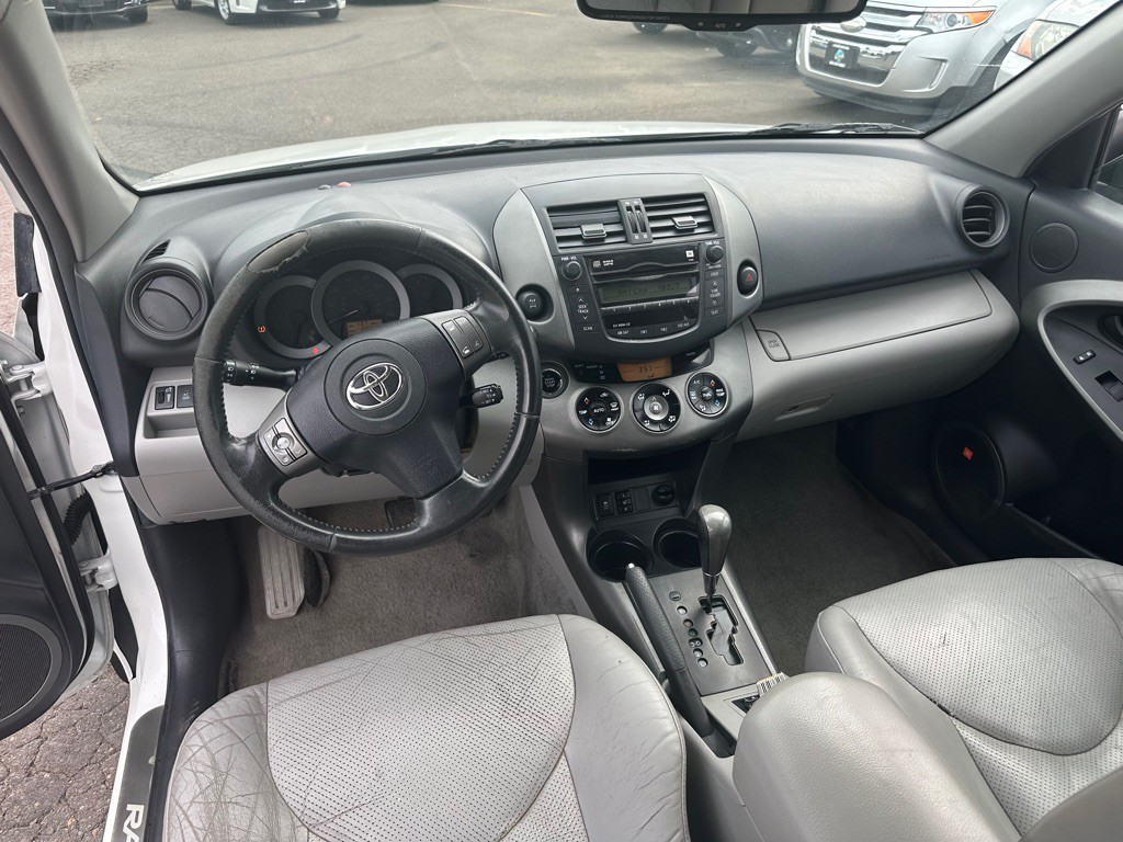 2007 Toyota Rav4 Image 9