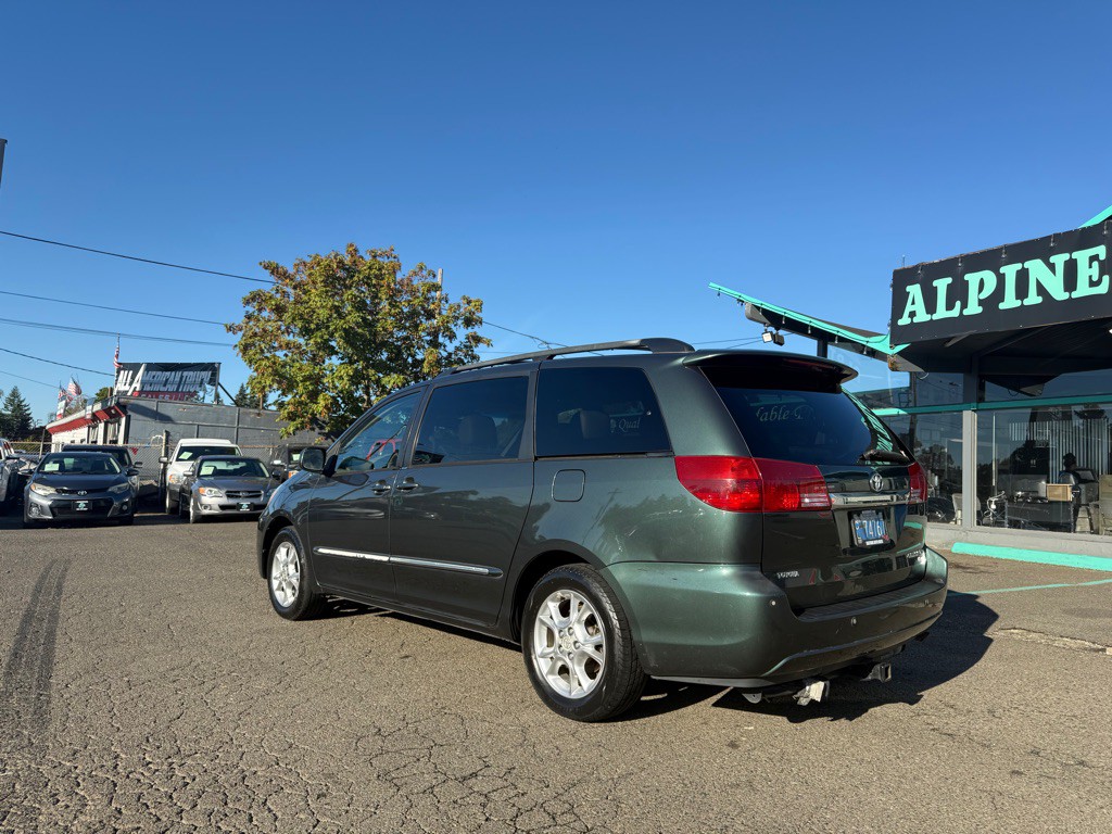 2004 Toyota Sienna Image 3