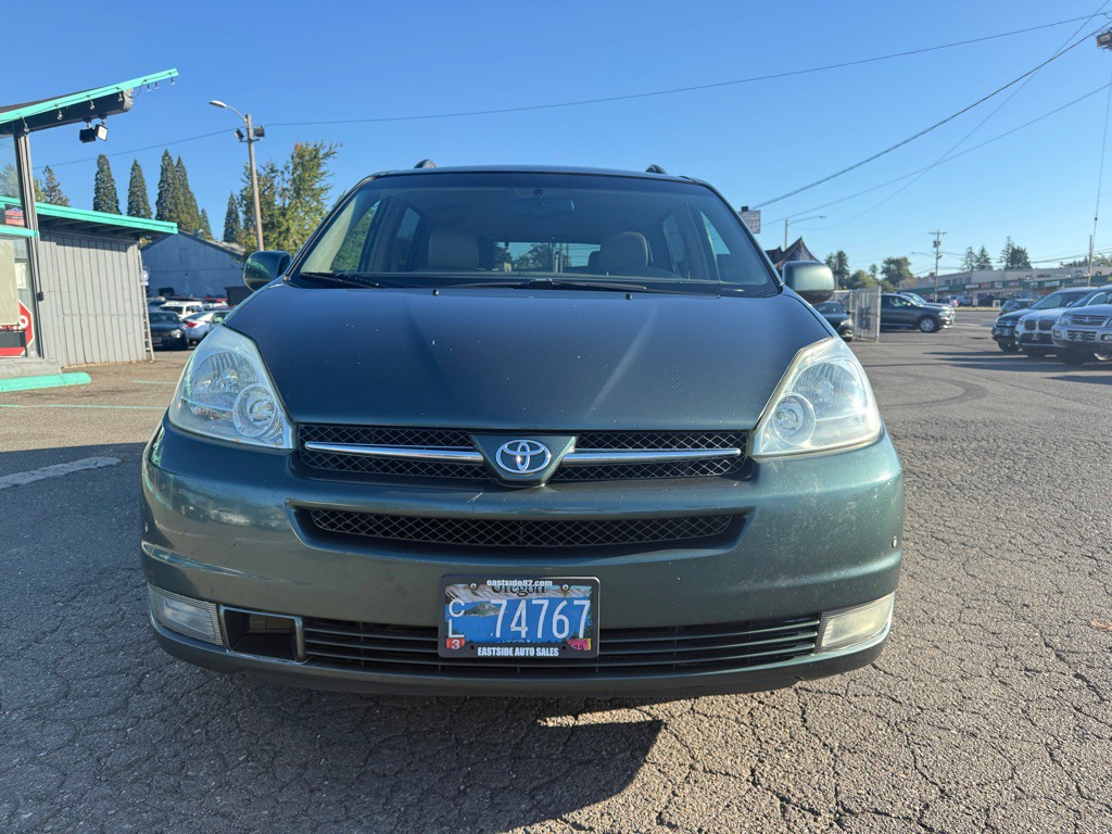 2004 Toyota Sienna Image 8