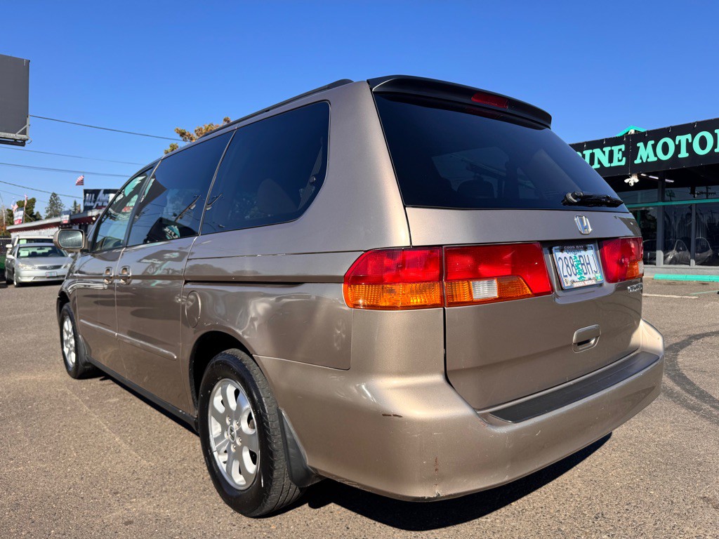 2004 Honda Odyssey Image 3