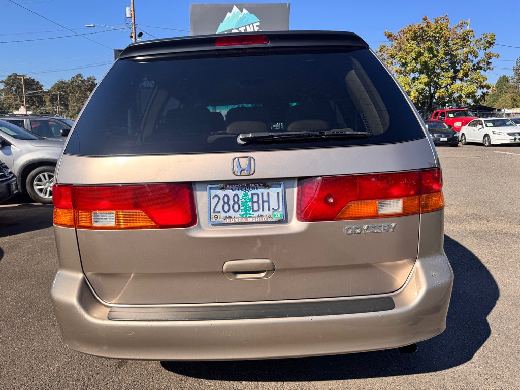 2004 Honda Odyssey Image 4