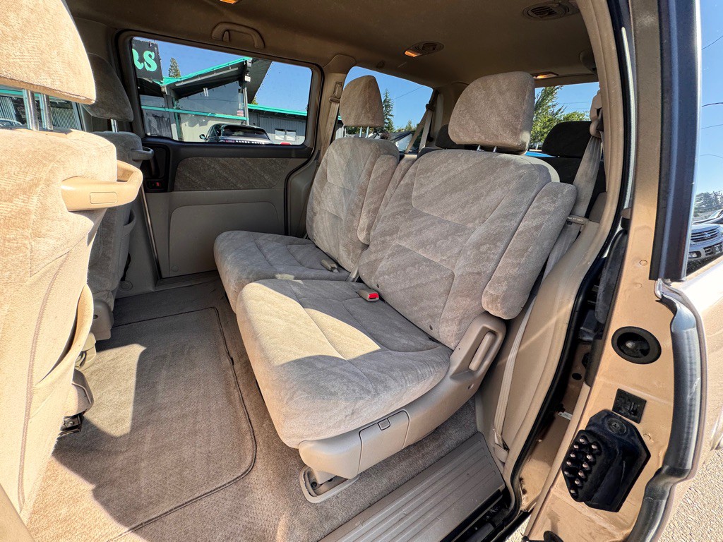 2004 Honda Odyssey Image 10
