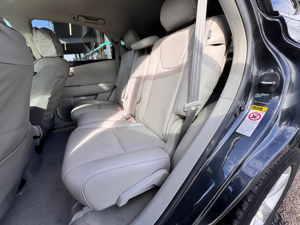 2011 Lexus RX Image 13