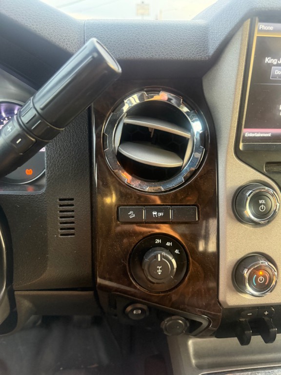 2015 Ford F-350 Image 6