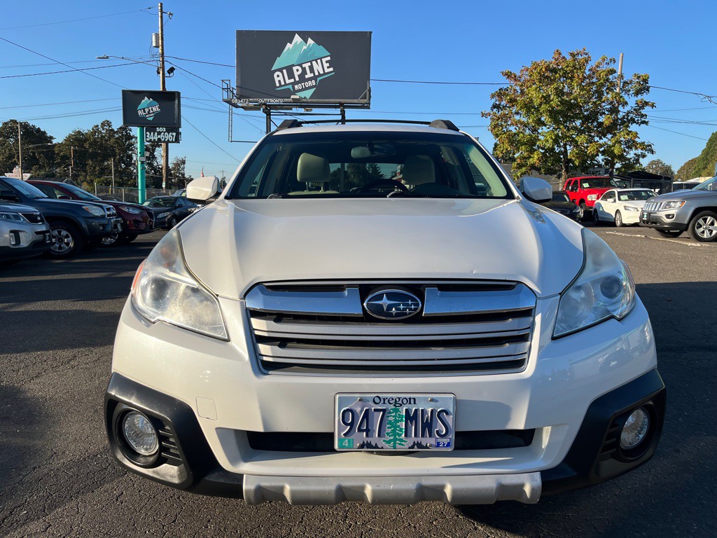 2013 Subaru Outback Image 8